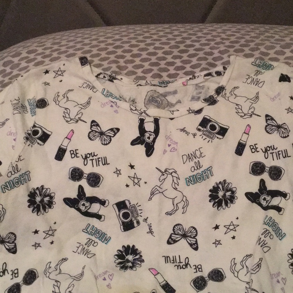 So T-Shirt With Dogs And Etc